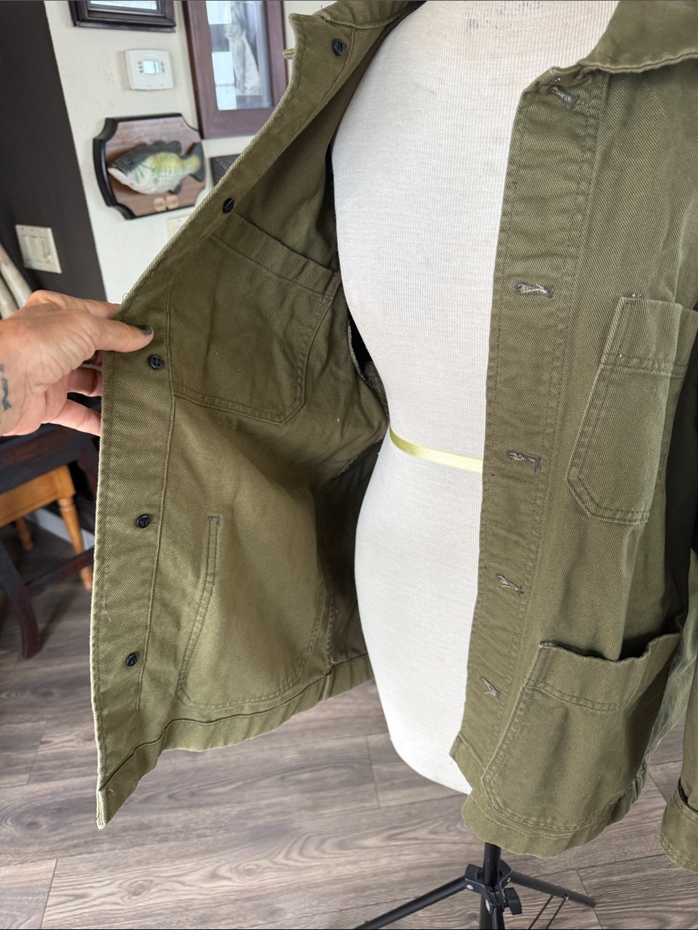 Olive Green Button-Front Utility Jacket size large - Picture 4 of 9